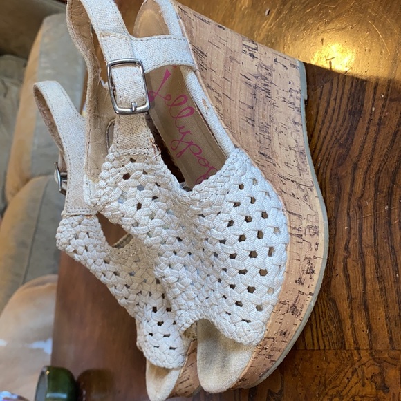 Cream color wedges - Picture 3 of 8